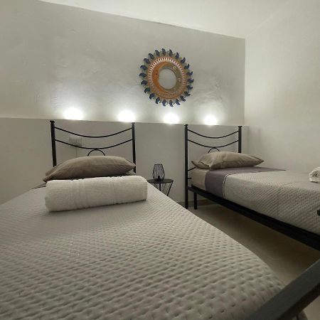 Lisaapartmenthousesalerno Luaran gambar