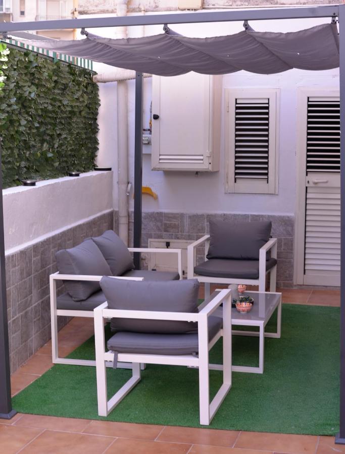 Lisaapartmenthousesalerno Luaran gambar