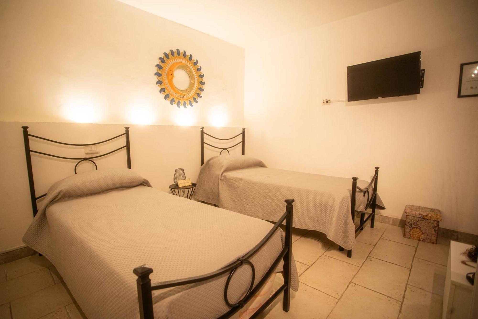 Lisaapartmenthousesalerno Luaran gambar