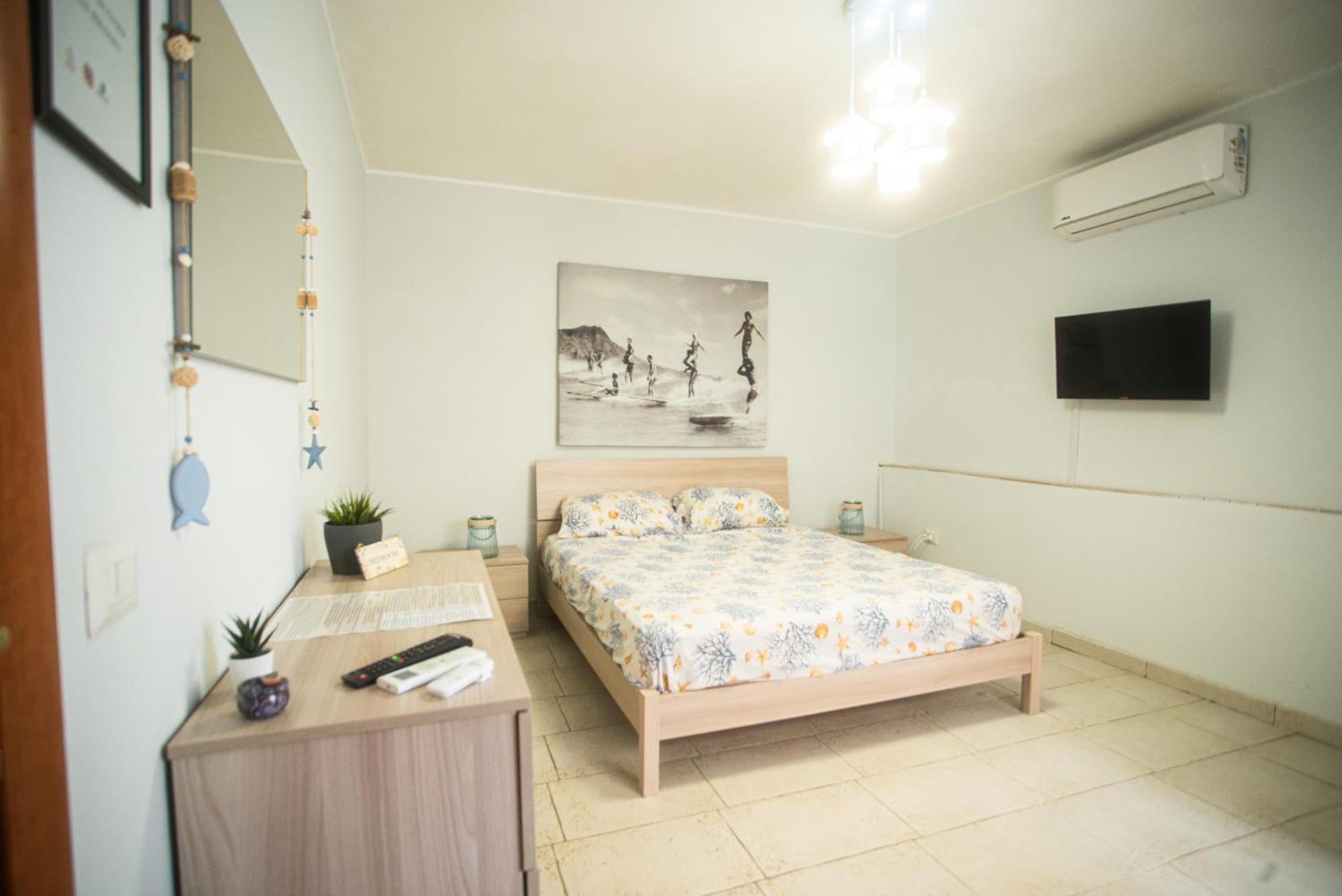 Lisaapartmenthousesalerno Luaran gambar